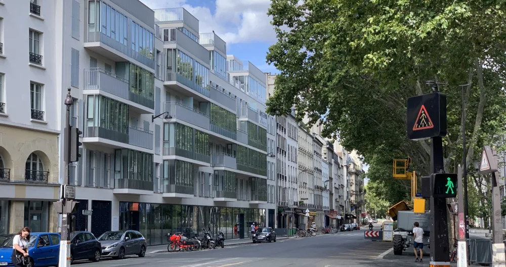 À proximité de l’Ile Saint Louis, de Notre Dame et du Marais - Photo 2
