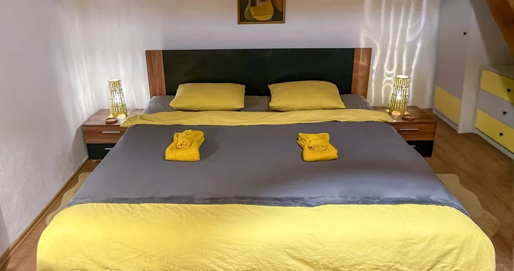 Annonce de Istvan sur misterb&b -  King size bed measuring 200X180cm