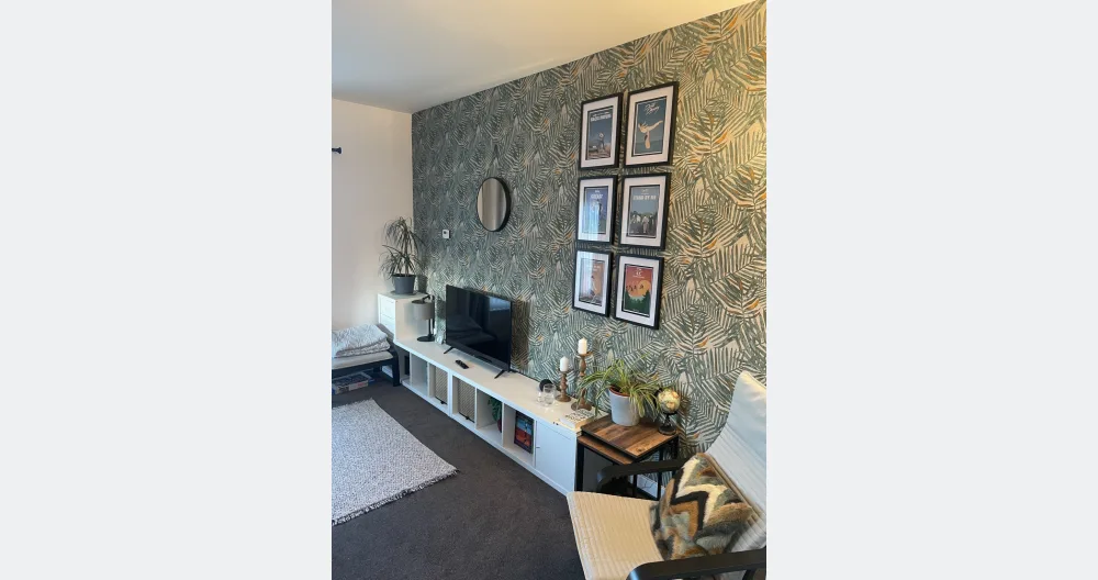 2 bed flat close to Edinburgh airport
 - Picture 2