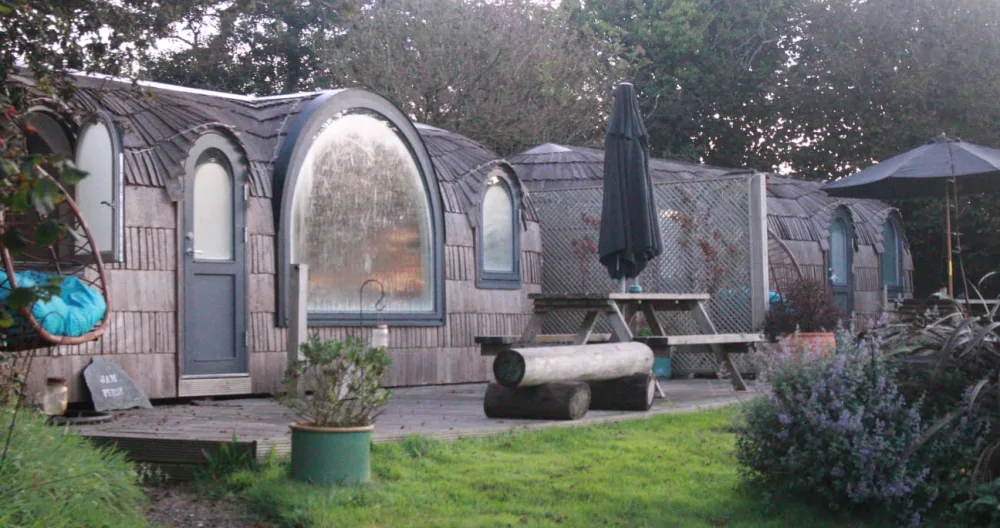 Jam First cabin, heated, ensuite with kitchen & Cornish sea views - Picture 1