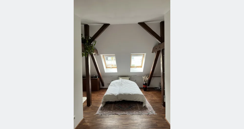 Christian's listing on misterb&b - Bright bed room 