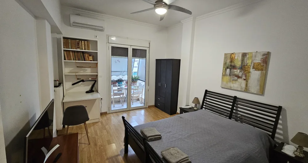 Academia Studios - C1  - Picture 1