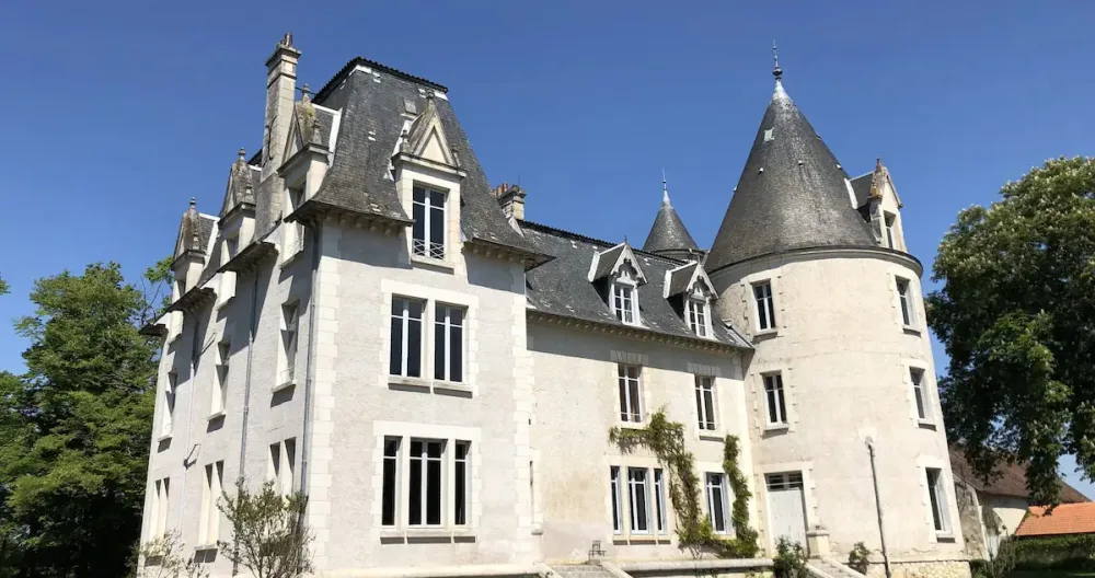 Schöne Suite in einem berryonischen Schloss - Foto 2