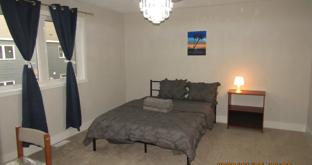 SchönesHauptzimmerw/EnsuiteBad+SmartLock& Küche in Ottawa - Foto 1