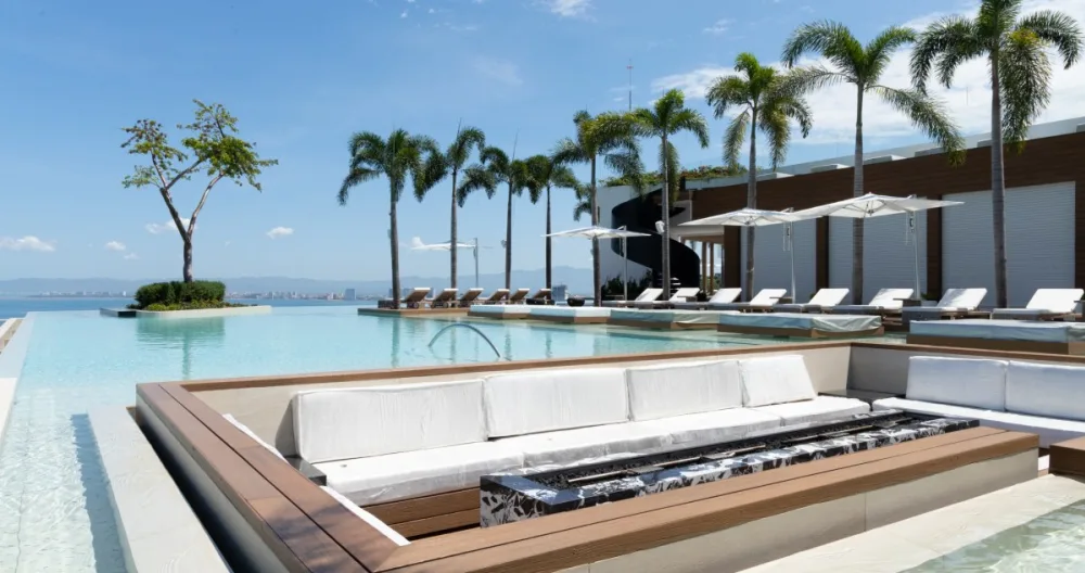 NUOVO! Paradiso al tramonto: Condominio di lusso PV Zona Romantica - Foto 1