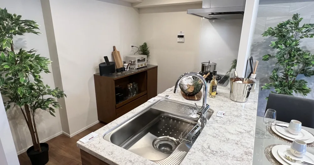 Appartement neuf, propre et chaleureux dans un endroit très pratique. - Photo 2