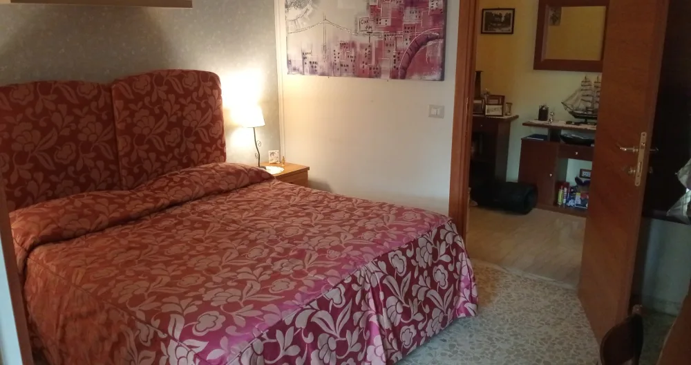 Double room with private bathroom and large terrace in Torpigna - Picture 11