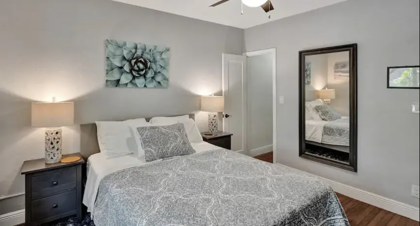 Serene Oasis, Pool, Parking, Remodeled & Central - Picture 1