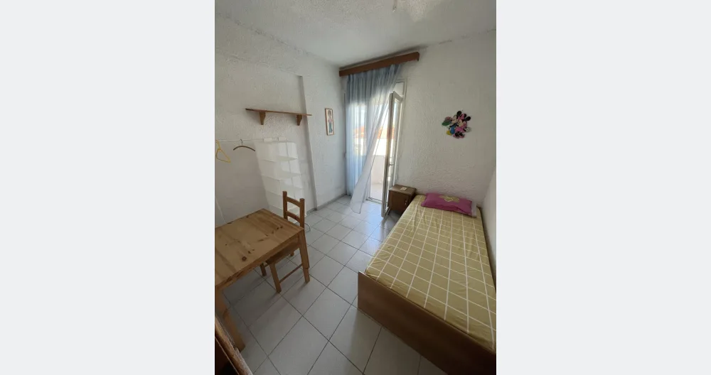 Annonce de Nikolaos sur misterb&b - It can be either with one bed or with two.