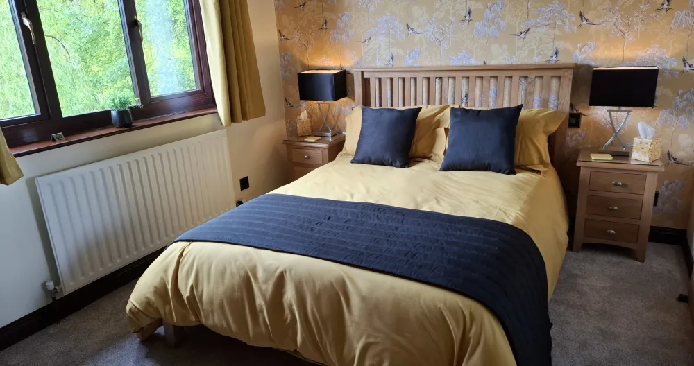 David and Jim's listing on misterb&b - Superior Double En-Suite Bedroom