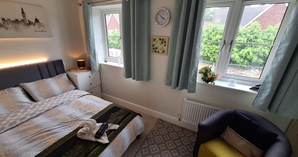 Maison confortable, propre, conviviale et moderne à proximité de Gatwick - Photo 1