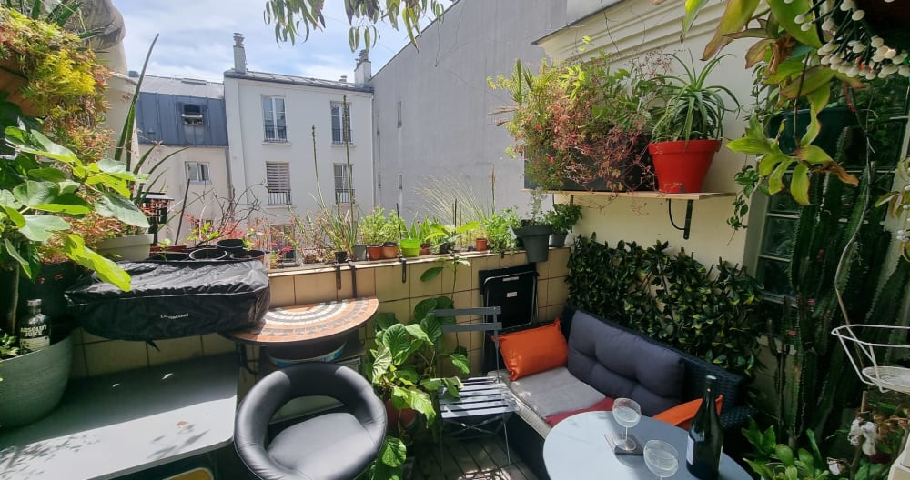 Shared studio 20m² + terrace 6m² in the heart of Belleville - Picture 1