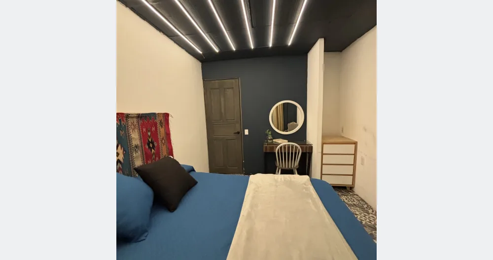 Hidden gem, bright apartment close to everything in Roma full of character - Picture 2