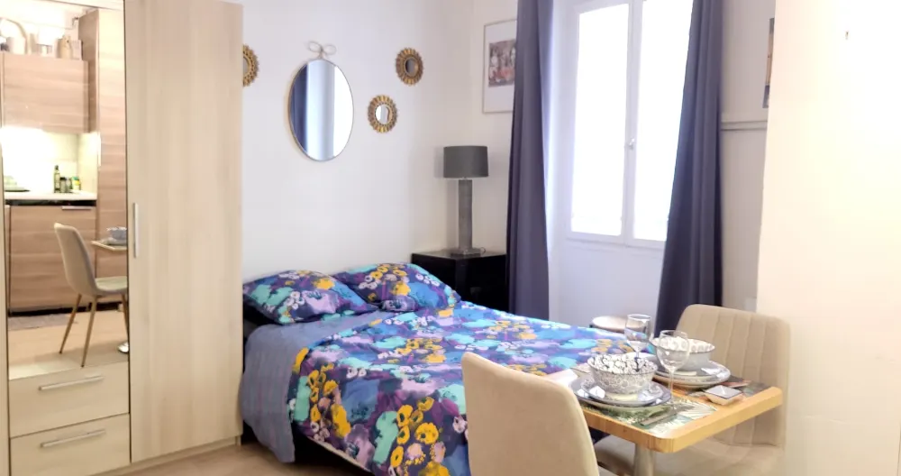 Charming studio in the heart of Les Batignolles - Picture 2
