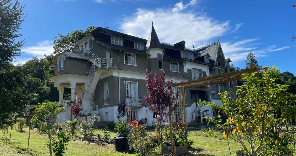 Isidros Inserat auf misterb&b - Vue sur le jardin