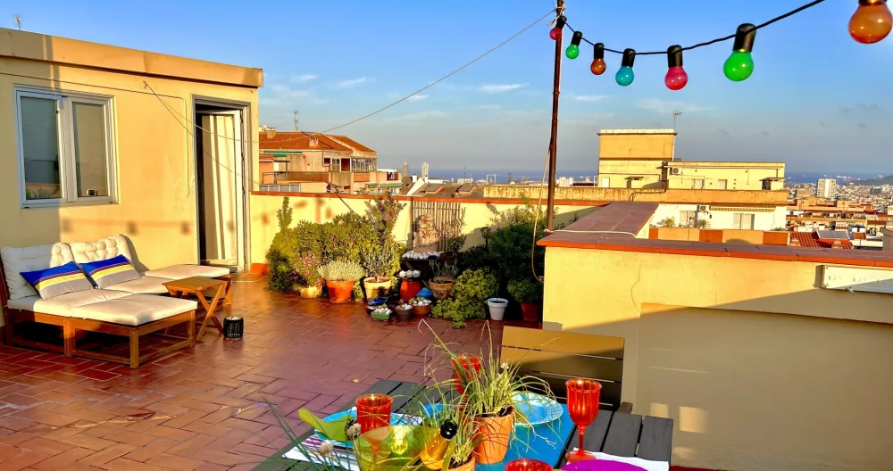 Barcelona Skyline Penthouse • Private Room & Terrace - Picture 1