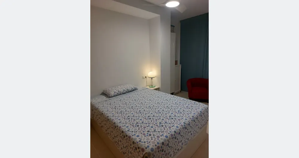Centre ville de Torremolinos, chambre privée à proximité de la nogalera et des bars. - Photo 2