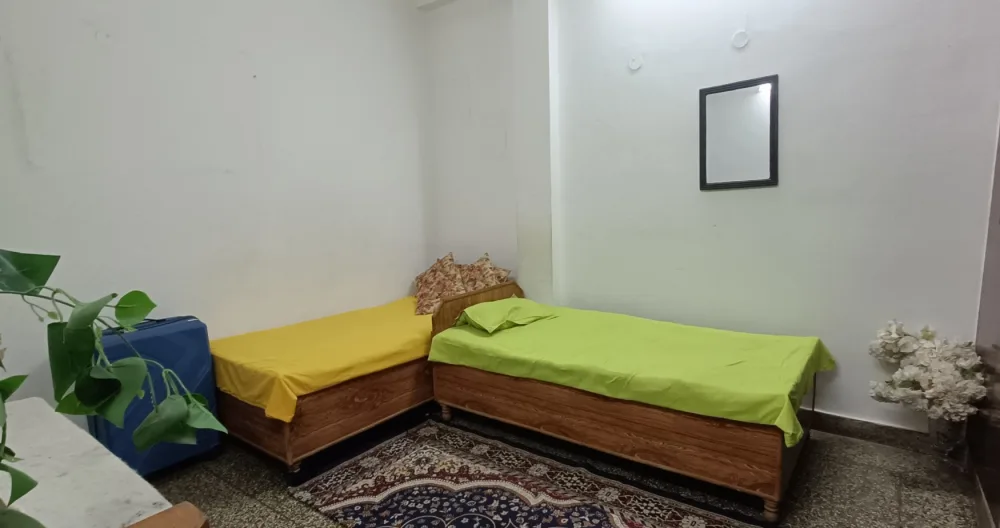 Mannu's listing on misterb&b - Two single beds, can be joint as double bed