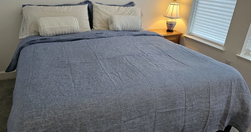 Anuncio de Michael en misterb&b - King-sized bed in private room.