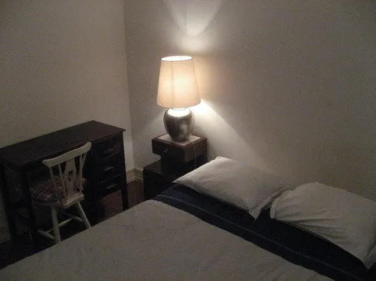 Room in the centre - Picture 1