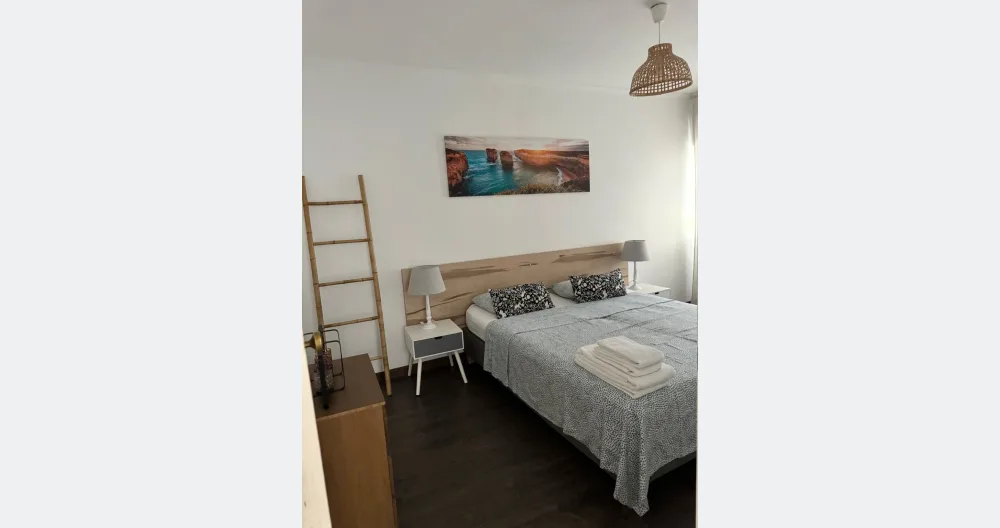 O. Li Apartment in Estoril - Picture 3