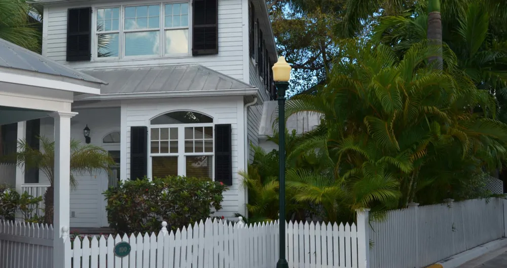 Perfect Key West Location and Comfort - Picture 2