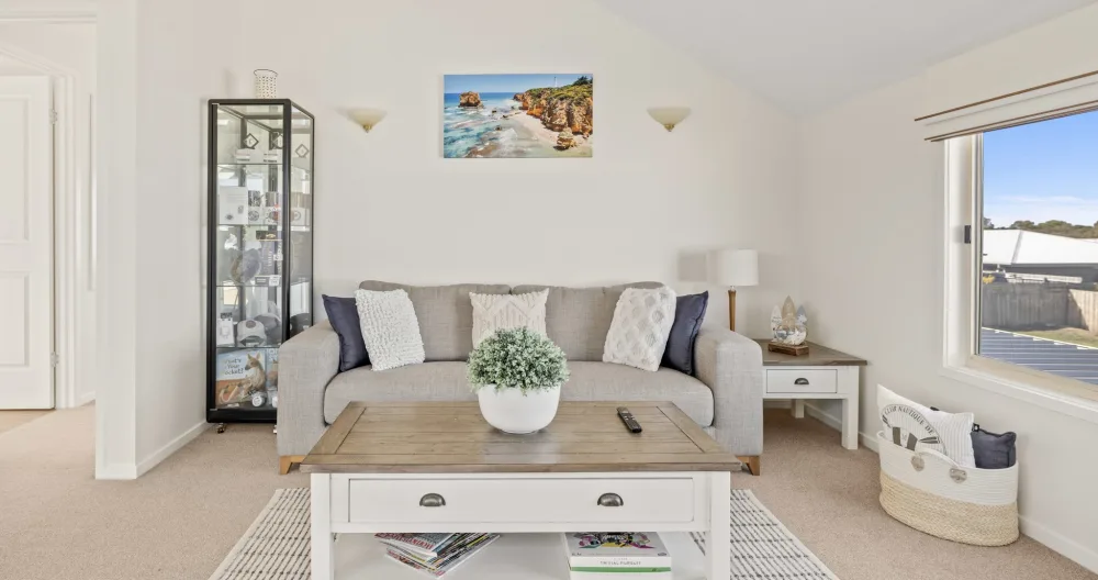 Luxury Beach Loft Torquay | Walk to Gay Nude Beach | Clothing Optional - Picture 1