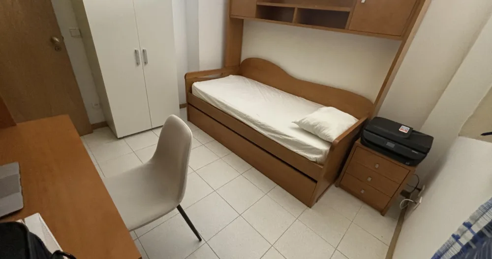 Ótimo quarto para aproveitar a cidade - Foto 2
