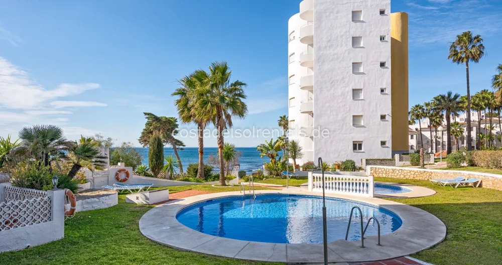 Fantastic, ultra-modern apartment Casa Ronaldo in first beach line - Picture 1