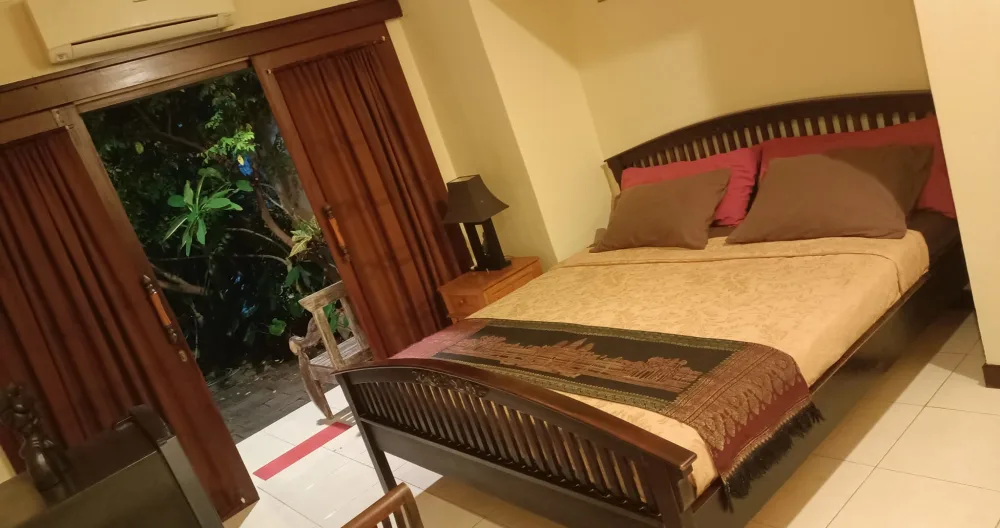 Villa Layang Bulan, casa de hóspedes perto da praia (Quarto Duplo Sup) - Foto 1