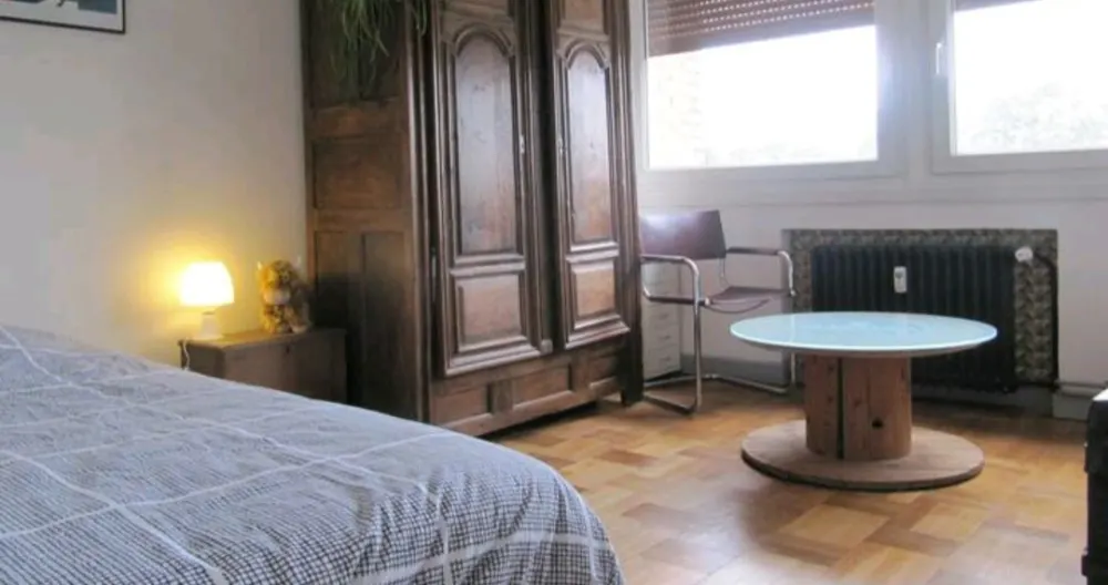 chambre privative dans appartement rénové  - Photo 2