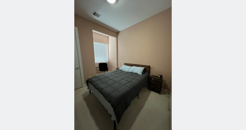 Ricky's listing on misterb&b - Bedroom
