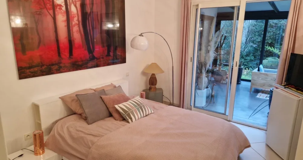 Camera confortevole in una villa superba a 1 km dalla spiaggia gay - Foto 2