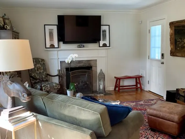 Curt's listing on misterb&b - The Living Room where your Air Mattress will be set-up. 