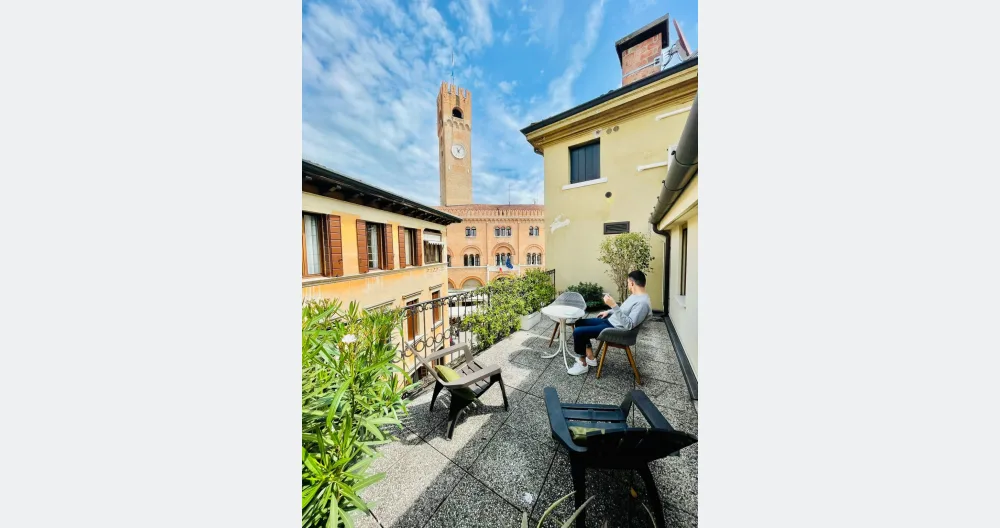 Suite with rooftop terrace (33) - Picture 2