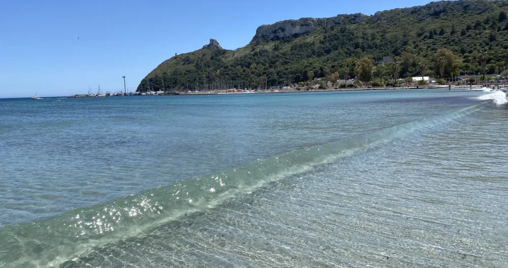 Anúncio de Nicolo em misterb&b - Poetto Beach, 10 Min Walk