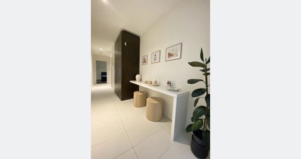 Johnny's listing on misterb&b - Entrance hall leading to the bedroom with the laundry and your private bathroom on the right 
