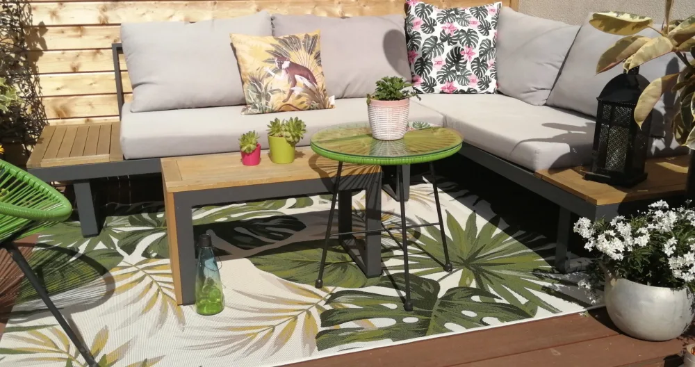 Annonce de Christophe sur misterb&b - Petite terrasse pour profiter du soleil 
