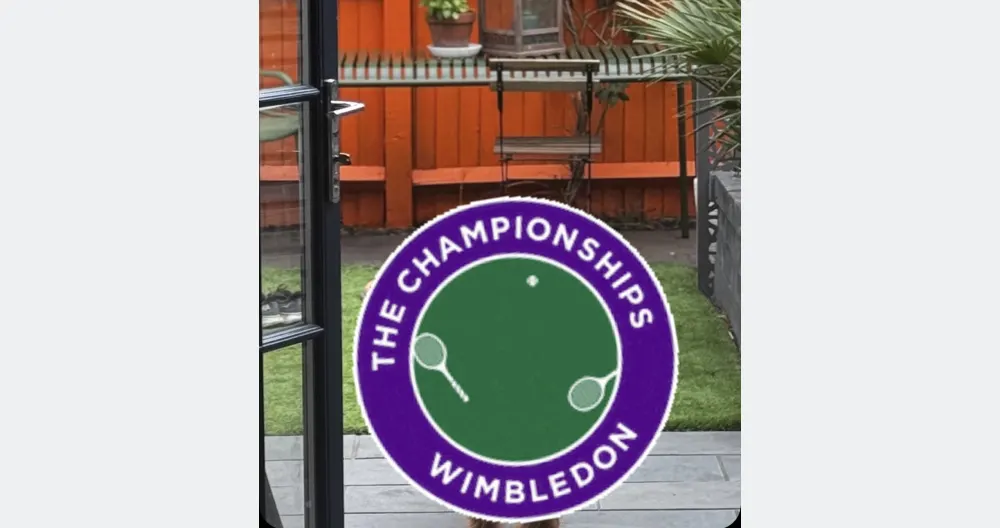 Wimbledon large top floor en-suite quiet room ,5 mins to tube  - Picture 1