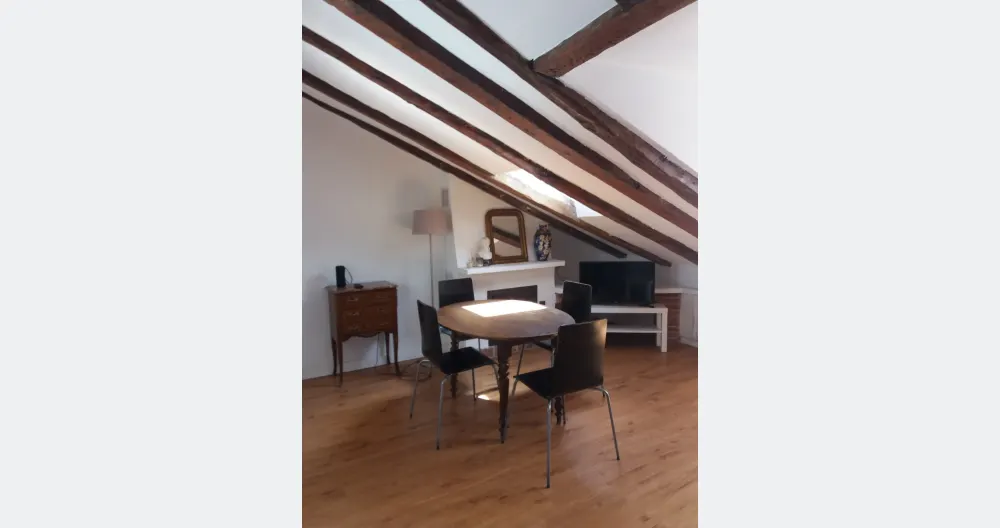 Renovierte Dachgeschosswohnung, 10 Minuten von der Plaza Mayor entfernt - Foto 1