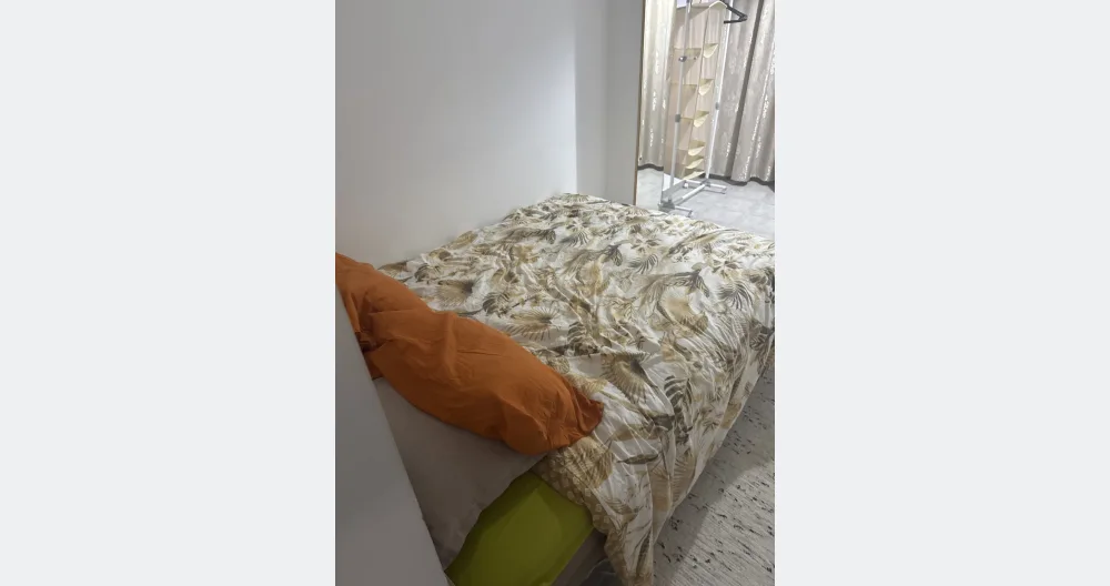 Habitation privée dans un piso compartido. - Photo 3