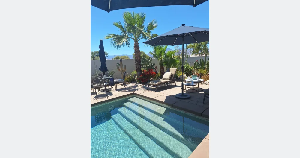 Beautiful desert oasis with inviting salt water pool.  Festival close. - Picture 2