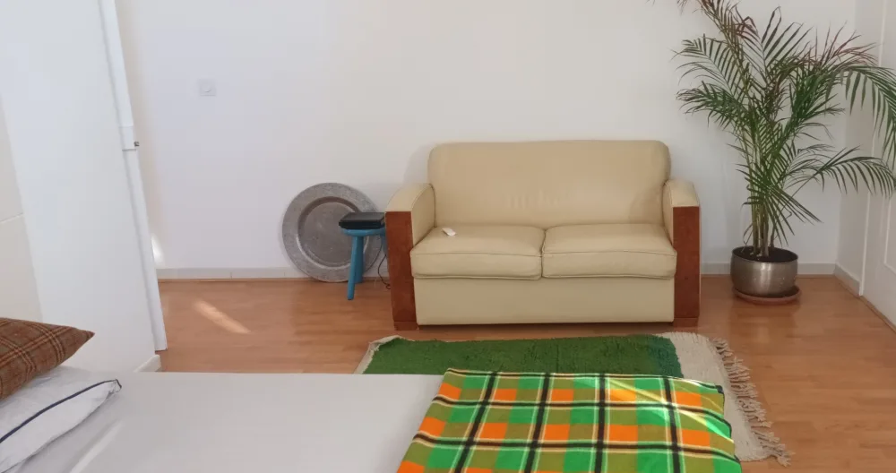 belo apartamento de 100 metros quadrados a 100 metros do coração da cidade com decoração vintage - Foto 2