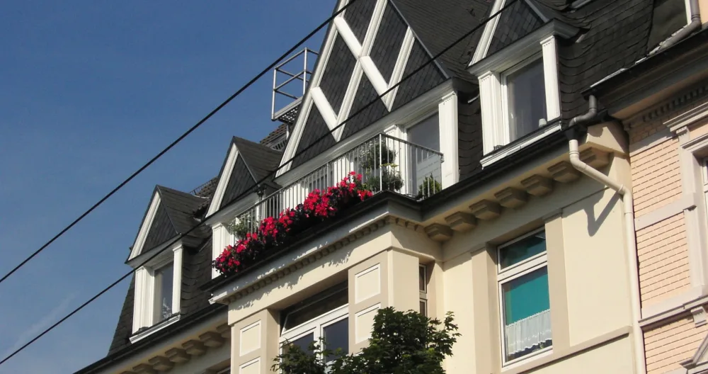Appartement à l'ouest de Wuppertal, bien desservi. Train, voiture, transports en commun - Photo 2