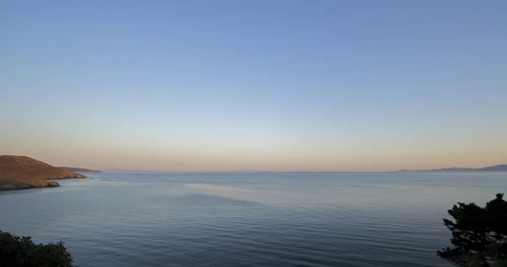 Sea side location Studios  - Picture 1