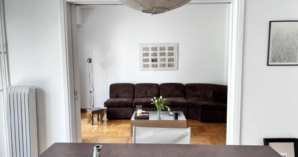 Schlafsofa in einem der angesagten Viertel von Athen. - Foto 2