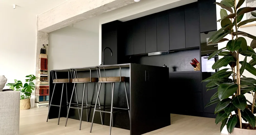 Room with private bathroom in a designer apartment in Central Madrid - Picture 1