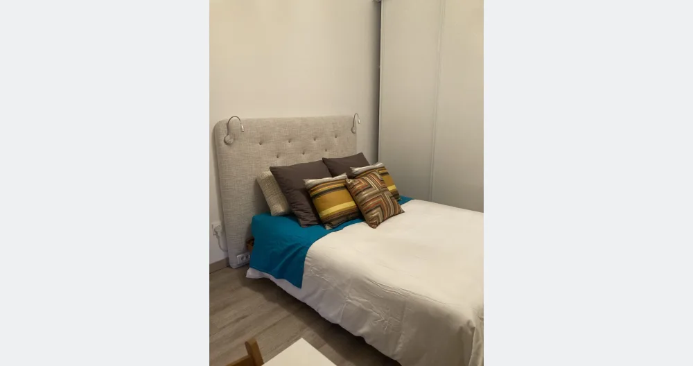 Eigenes Schlafzimmer und Badezimmer - Foto 2