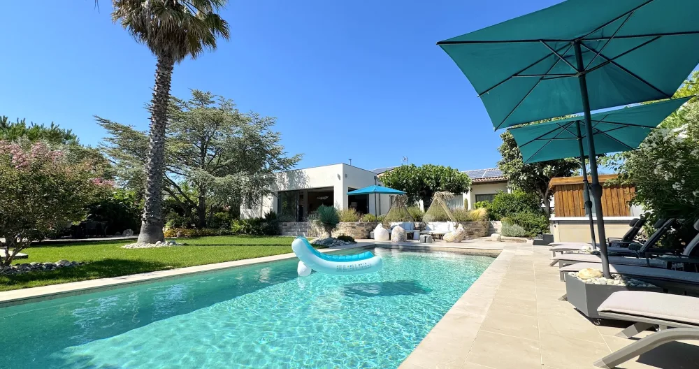 L'annuncio di Pascal et Jerome su misterb&b - Villa Balāo - Piscine chauffée
