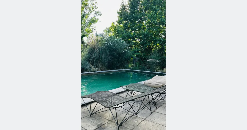 L'annuncio di Eric et David su misterb&b - Vue piscine (12mx4m) vers l’ouest..